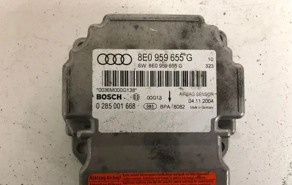 Audi A4 S4 B7 8E 8H Airbag control unit/module 8E0959655G 0285001668