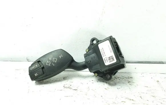BMW 5 E60 E61 Indicator stalk 692410315 0110672006