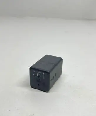 Seat Leon (1P) Glow plug pre-heat relay 03G907282 0522120502