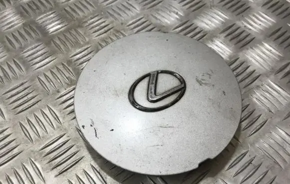 Lexus ES 250 - 300 - 330 Original wheel cap 7628