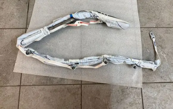 Volkswagen Amarok II Roof airbag N1WBE042D95AE