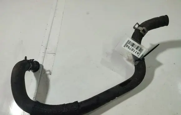 Toyota Avensis T250 Engine coolant pipe/hose 