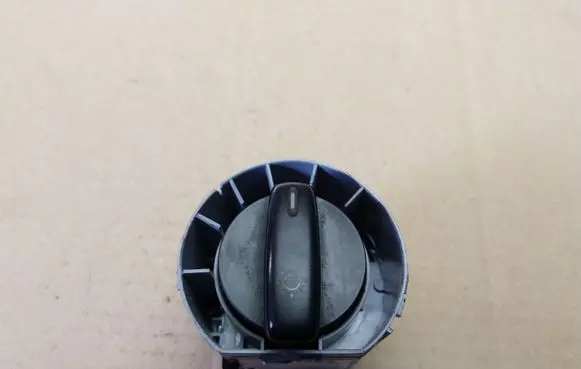 Skoda Octavia Mk2 (1Z) Light switch 1Z0941431F