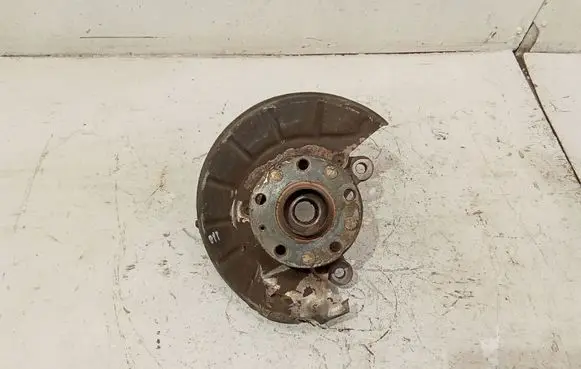 Volkswagen Touran I Front wheel hub spindle knuckle