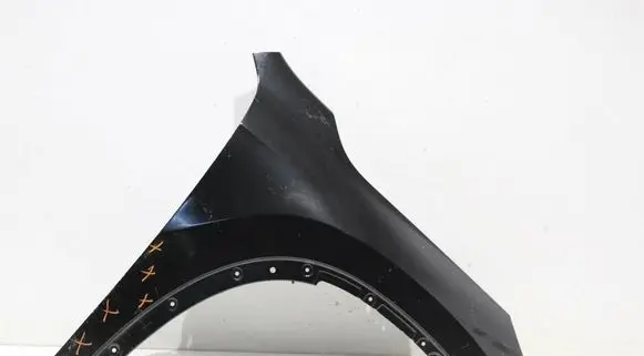 BMW X1 U11 Fender