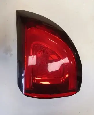 Chrysler Pacifica Rear/tail lights P68229026AB F00HTC408610