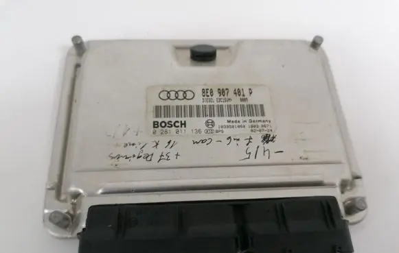 Audi A4 S4 B6 8E 8H Engine control unit/module 8E0907401P 0281011136