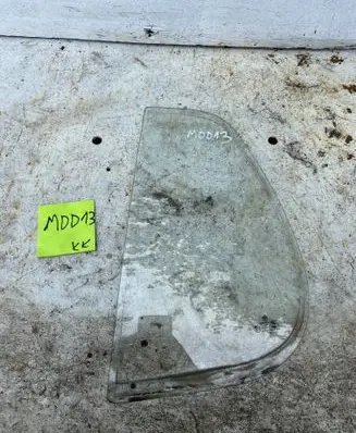 Volkswagen Polo III 6N 6N2 6NF Rear door window glass 43R000015 DOT211M88AS2