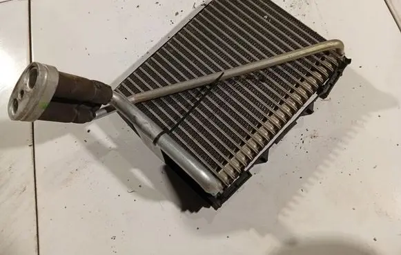 Audi A4 S4 B5 8D A/C cooling radiator (condenser) 