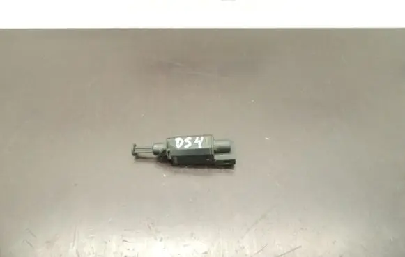 Clutch pedal sensor