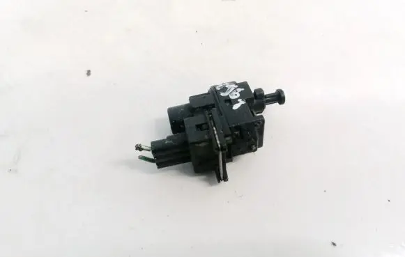 Ford Focus Brake pedal sensor switch 93BB13480BC
