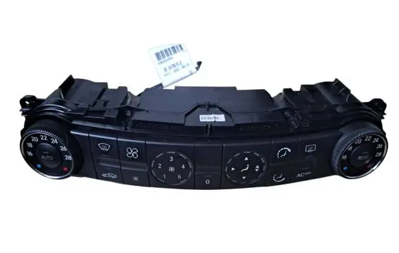 Mercedes-Benz E W211 Climate control unit 2118300385