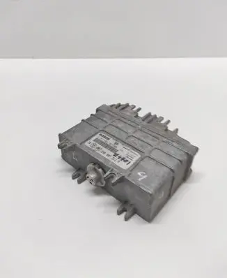 Volkswagen Golf III Engine control unit/module 0261203707 1H0907311P