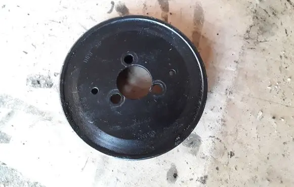 Audi A6 S6 C6 4F Water pump pulley 059121031J