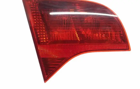 Audi A4 S4 B7 8E 8H Tailgate rear/tail lights 8E9945093