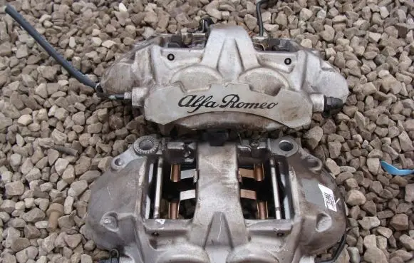 Alfa Romeo Giulia Front brake caliper 20C30008