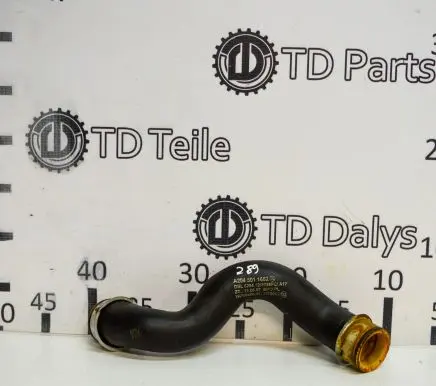 Mercedes-Benz C W204 Engine coolant pipe/hose A2045011682