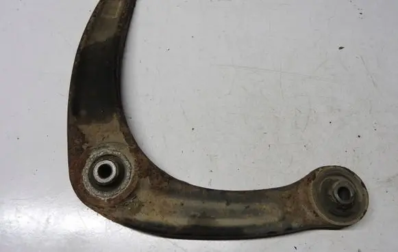 Peugeot 3008 I Front control arm 9686219510