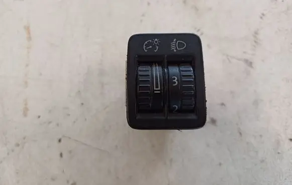 Volkswagen PASSAT B6 Headlight level height control switch 3C0941333A