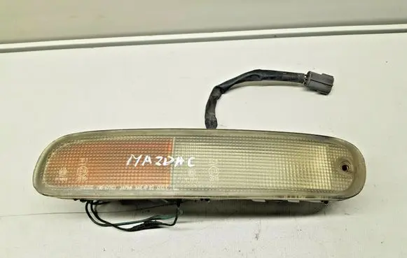 Mazda 323 F Front indicator light 21061703