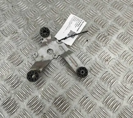 BMW X3 F25 ABS pump bracket 6795782