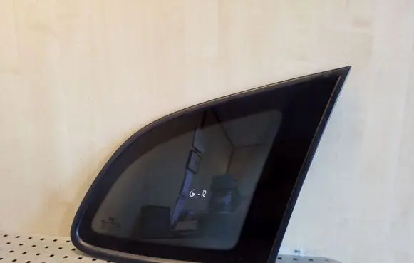 Hyundai Santa Fe Rear side window 43R000399