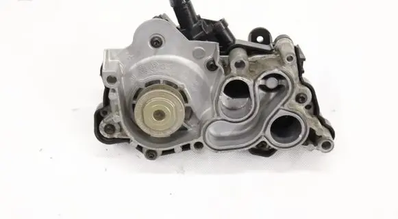 Volkswagen Polo VI Thermostat housing 04C121600N