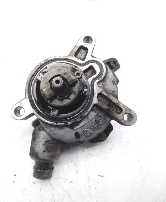 Volvo XC90 Vacuum pump 30731825