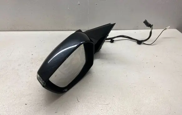 Front door electric wing mirror