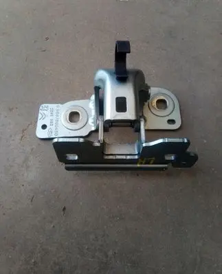 Peugeot 508 Tailgate/trunk/boot hinge 9687860480