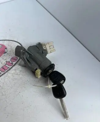 Toyota Yaris Ignition lock N0502241256B