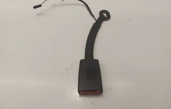 Skoda Octavia Mk3 (5E) Front seatbelt buckle 5G4857756C 11112014