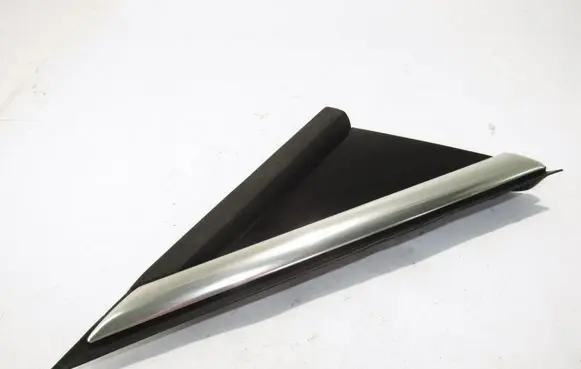 Peugeot 3008 I Front door glass trim molding 96842432