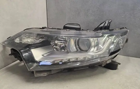 Mitsubishi Outlander Headlight/headlamp 4BX15 8301CB55