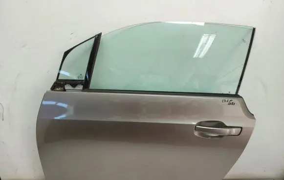 BMW i3 Front door BMWI3Drz800339-jlk