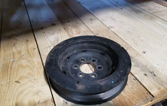 Land Rover Range Rover Sport L320 Crankshaft pulley