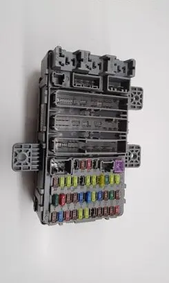 Honda Civic Fuse module 37832LN 060830