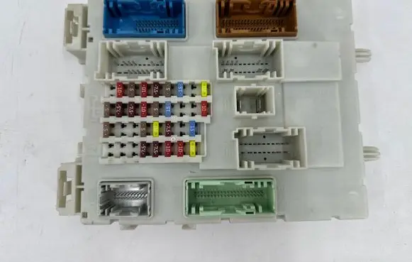 Volvo V40 Fuse module 31394963
