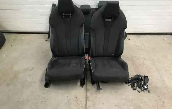 Skoda Enyaq iV Seat set 