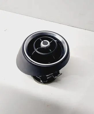 Rear air vent grill