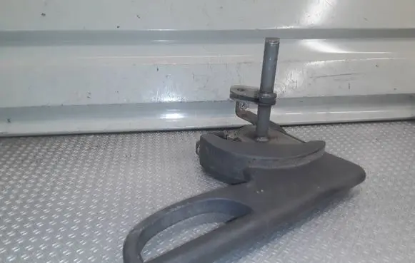 SsangYong Kyron Handbrake/parking brake lever assembly 