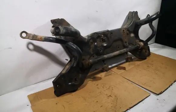 Mitsubishi Colt Front subframe