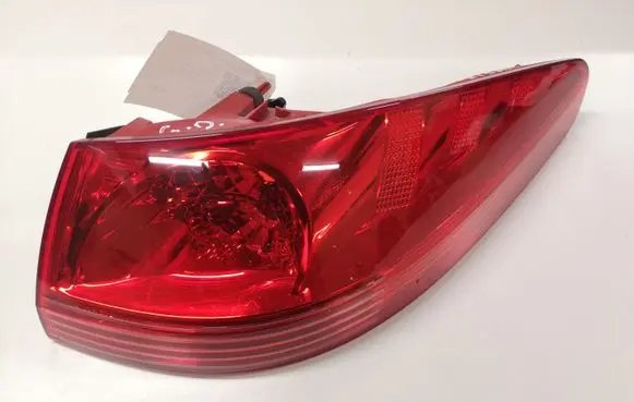 Peugeot 607 Rear/tail lights 2587D