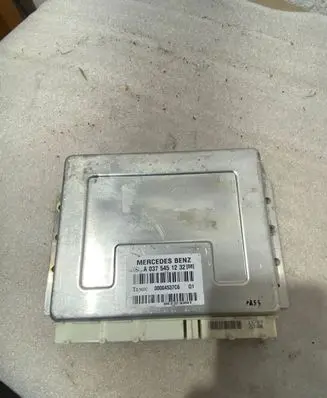 Mercedes-Benz E W211 Suspension control unit/module A0375451232 00004537C6