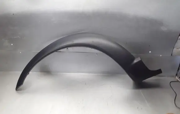 Volvo XC70 Front arch trim 9190877