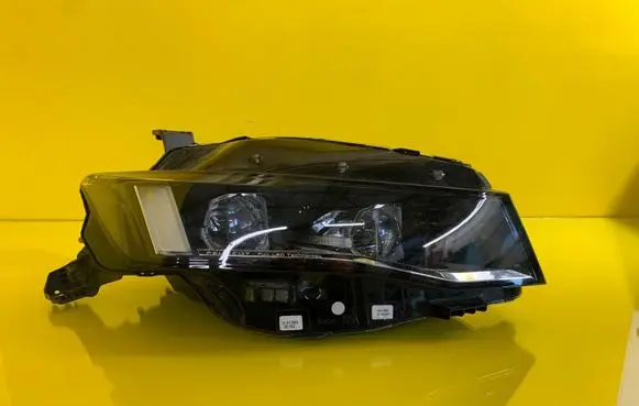 Peugeot 508 II Headlight/headlamp 9839014080
