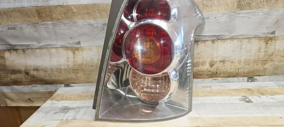 Toyota Corolla Verso AR10 Rear/tail lights E410173