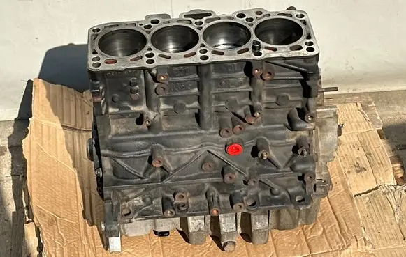 Volkswagen PASSAT B6 Engine block 03G021L Bmr