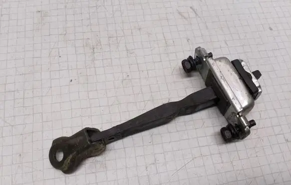 Hyundai Sonata Front door check strap stopper