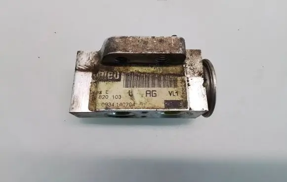 Audi A3 S3 8P Air conditioning (A/C) expansion valve 1K1820103